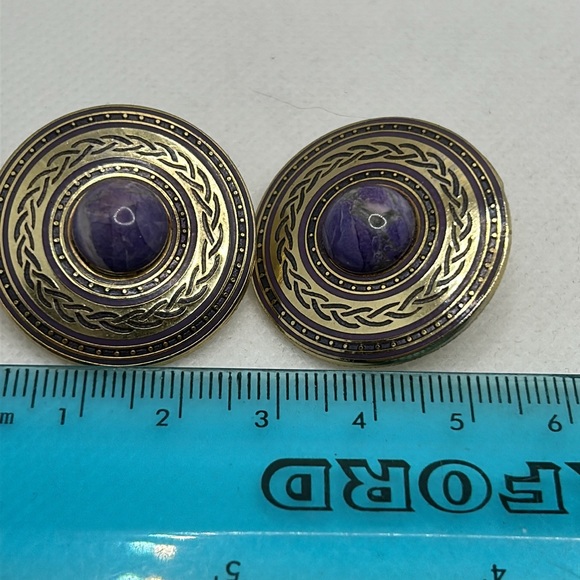 Nuri Earrings - Picture 6 of 7